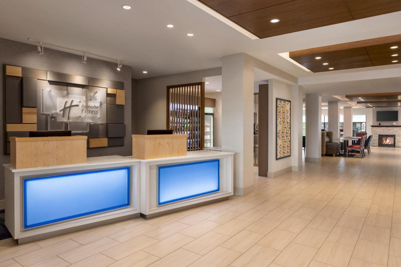 Holiday Inn Express & Suites Denver Airport By Ihg Exterior foto