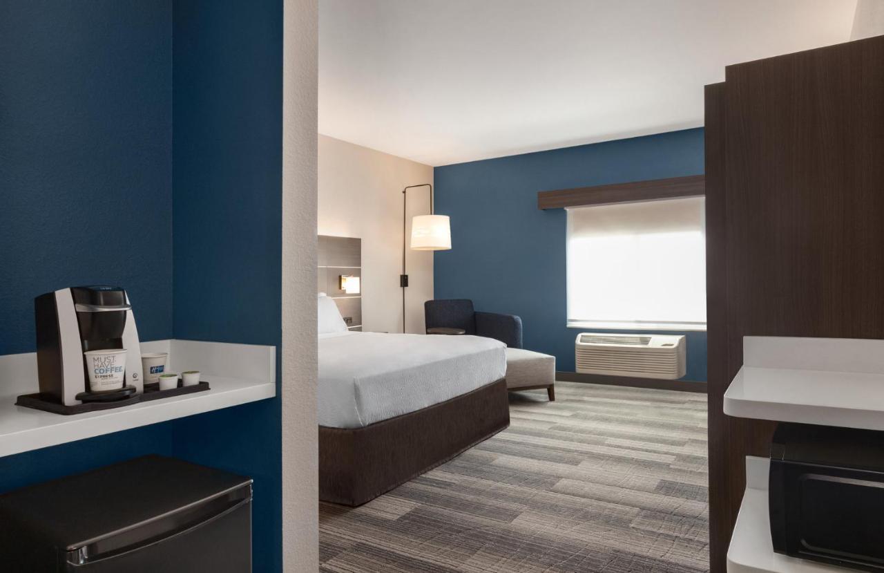 Holiday Inn Express & Suites Denver Airport By Ihg Exterior foto