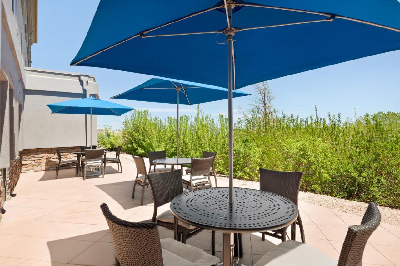Holiday Inn Express & Suites Denver Airport By Ihg Exterior foto